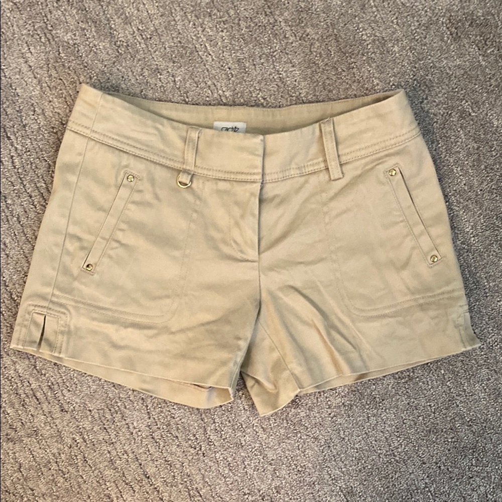 Cache tan shorts